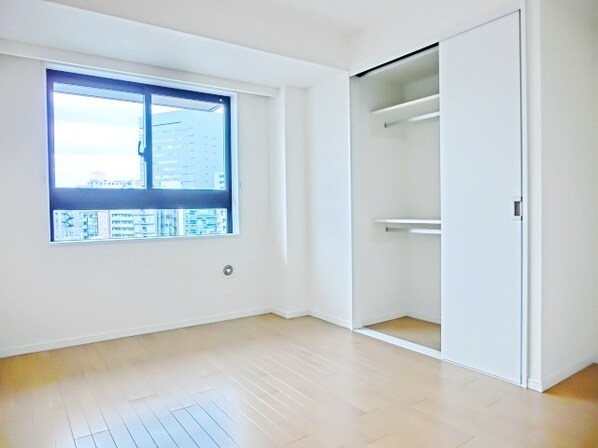 リバー&タワーの物件内観写真